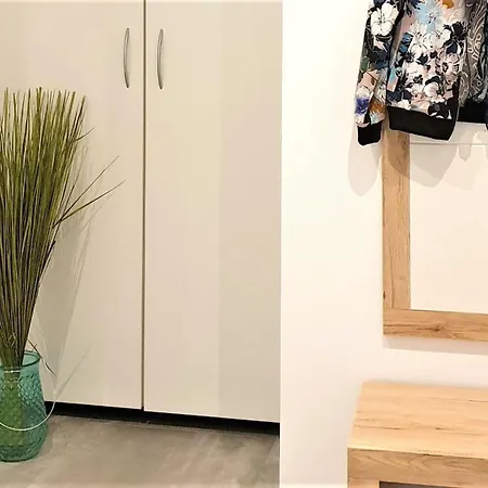 Apartment Jadeglück, Am Alten Deich 28 2 *